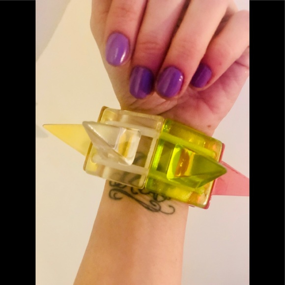 Karl Lagerfeld and Sobral 2008 Lucite Spike Runway SOLD! - Picture 8 of 8